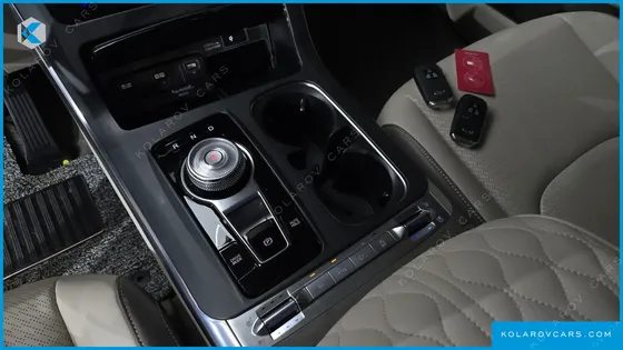KIA CARNIVAL DIESEL 7-SEATER SIGNATURE
