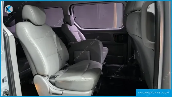 HYUNDAI STAREX WAGON 12-SEATER