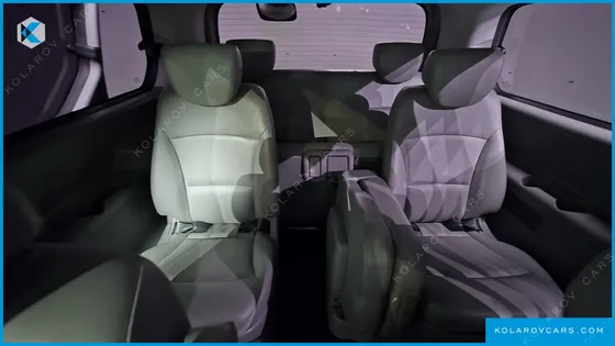 HYUNDAI STAREX WAGON 12-SEATER