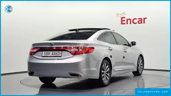 HYUNDAI GRANDEUR HG240 LUXURY