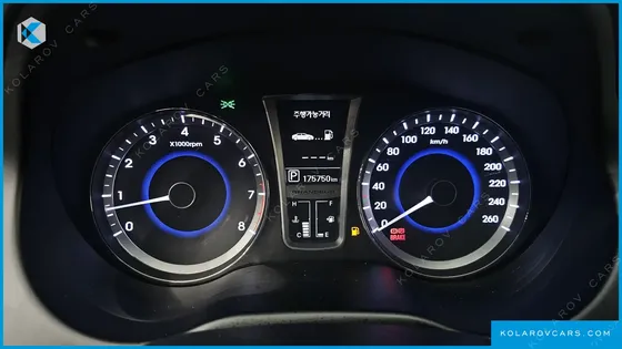 HYUNDAI GRANDEUR HG240 LUXURY