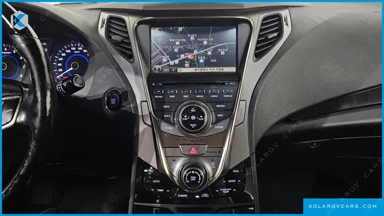 HYUNDAI GRANDEUR HG240 LUXURY