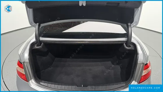 HYUNDAI GRANDEUR HG240 LUXURY