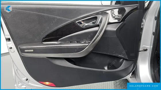 HYUNDAI GRANDEUR HG240 LUXURY