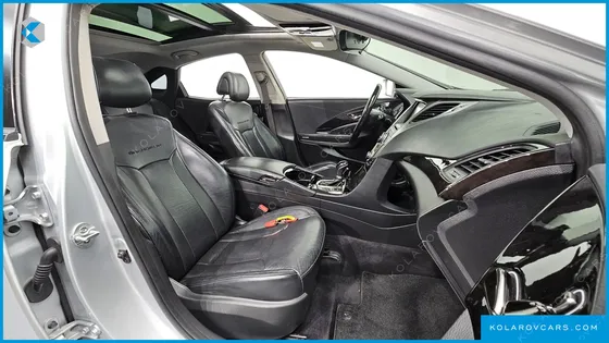 HYUNDAI GRANDEUR HG240 LUXURY