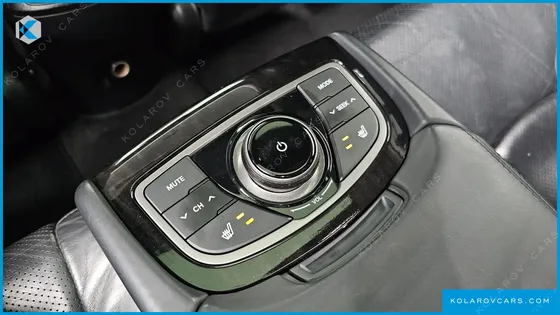 HYUNDAI GRANDEUR HG240 LUXURY