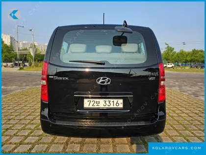 HYUNDAI STAREX WAGON 12-SEATER