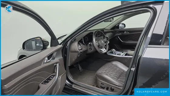 KIA STINGER 2.5 AWD MASTERS