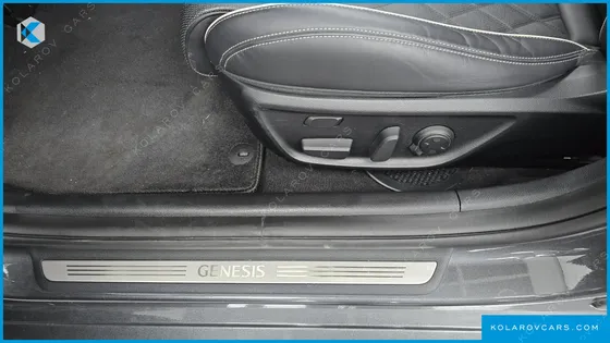 GENESIS G70 2.0T AWD