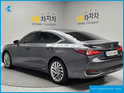 LEXUS ES EXECUTIVE