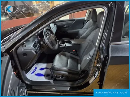 LEXUS ES LUXURY PLUS