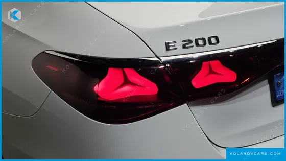MERCEDES E-CLASS E200 AVANTGARDE