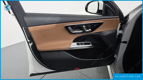MERCEDES E-CLASS E200 AVANTGARDE