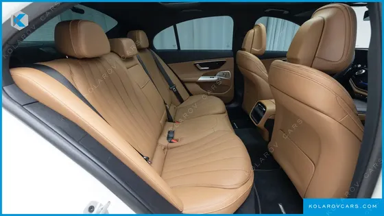 MERCEDES E-CLASS E300 4MATIC AMG LINE