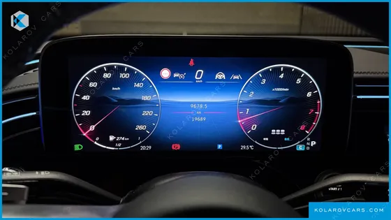 MERCEDES E-CLASS E300 4MATIC AMG LINE