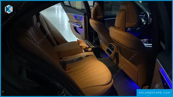 MERCEDES E-CLASS E300 4MATIC AMG LINE