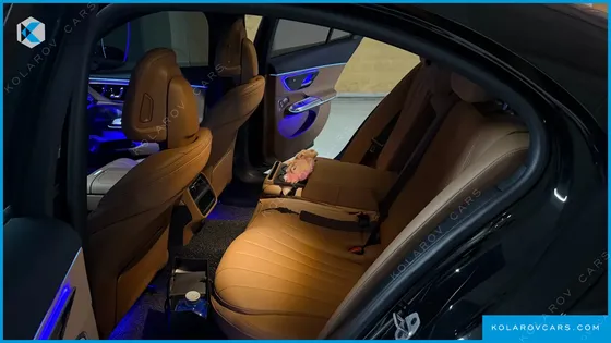 MERCEDES E-CLASS E300 4MATIC AMG LINE