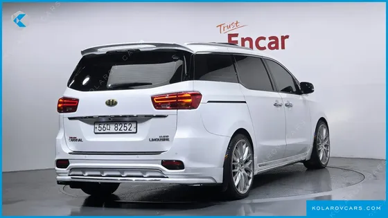 KIA CARNIVAL 7-SEATER LIMOUSINE