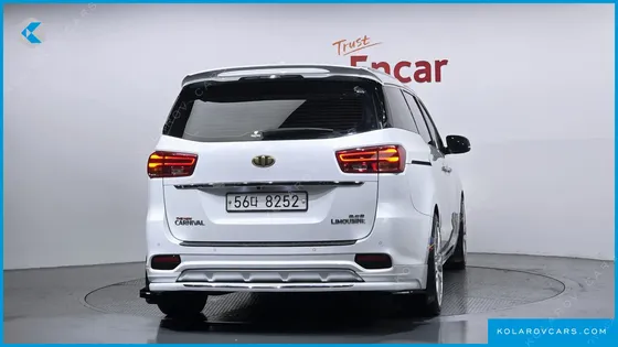 KIA CARNIVAL 7-SEATER LIMOUSINE