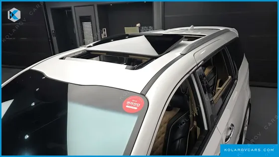 KIA CARNIVAL 7-SEATER LIMOUSINE