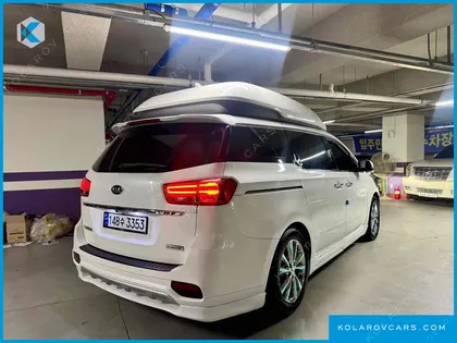 KIA CARNIVAL 9-SEATER HI-LIMOUSINE