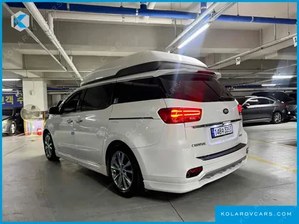 KIA CARNIVAL 9-SEATER HI-LIMOUSINE