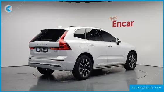 VOLVO XC60 B5 ULTRA BRIGHT