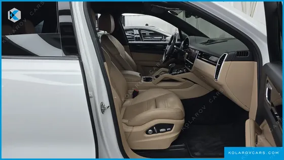 PORSCHE CAYENNE 3.0 E-HYBRID