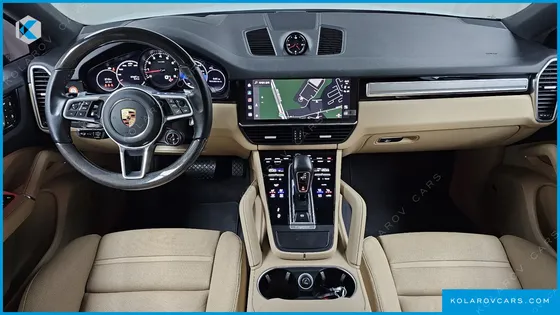 PORSCHE CAYENNE 3.0 COUPE PLATINUM EDITION