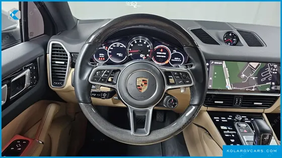 PORSCHE CAYENNE 3.0 COUPE PLATINUM EDITION