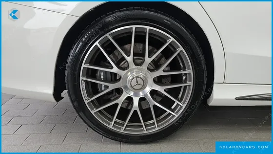 MERCEDES C-CLASS C63 AMG