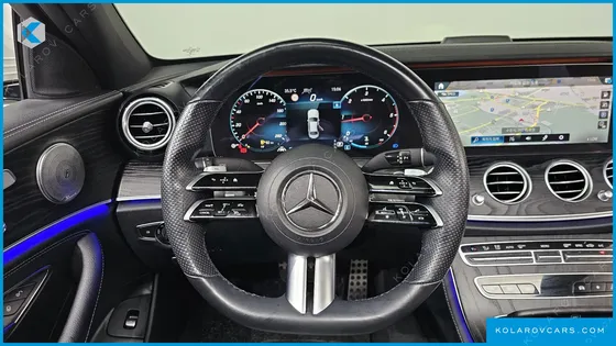 MERCEDES E-CLASS E220D 4MATIC AMG LINE