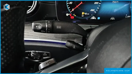 MERCEDES E-CLASS E220D 4MATIC AMG LINE