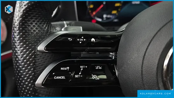 MERCEDES E-CLASS E220D 4MATIC AMG LINE