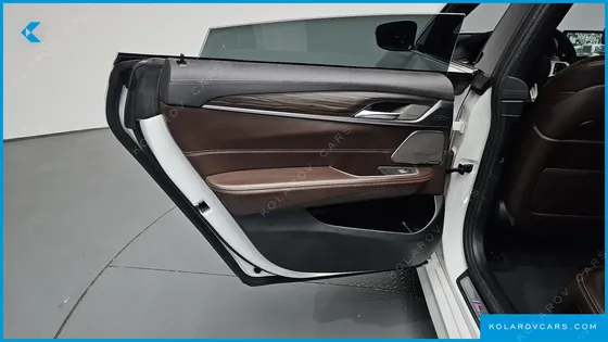 BMW GRAN TURISMO (GT) 630I XDRIVE M SPORT