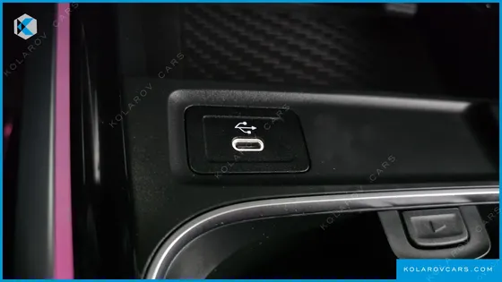 MERCEDES GLB-CLASS GLB250 4MATIC