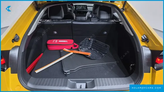 TOYOTA PRIUS 2.0 PHEV XSE