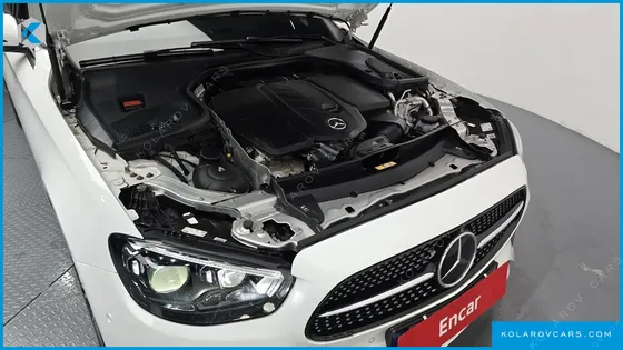 MERCEDES E-CLASS E220D 4MATIC AMG LINE