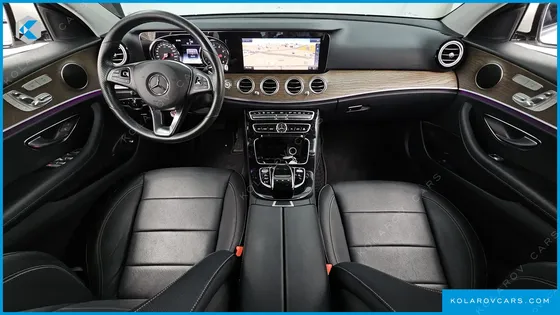 MERCEDES E-CLASS E300 4MATIC EXCLUSIVE STANDARD