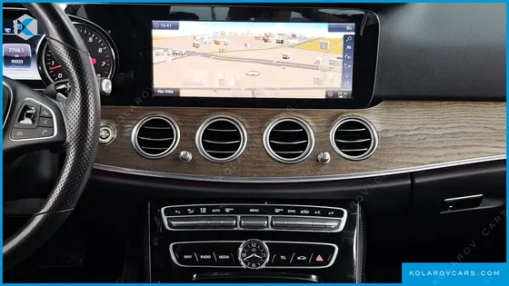 MERCEDES E-CLASS E300 4MATIC EXCLUSIVE STANDARD