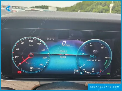 MERCEDES E-CLASS E220D 4MATIC EXCLUSIVE