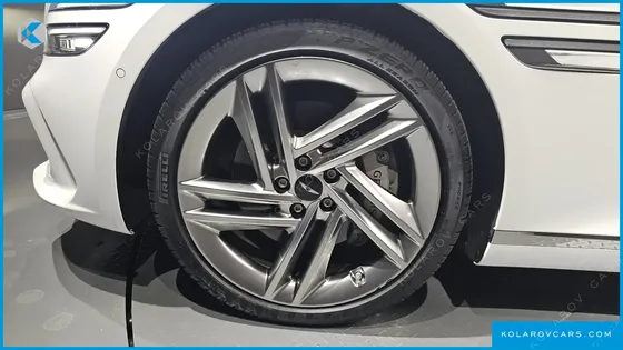GENESIS G80 GASOLINE 2.5 TURBO AWD