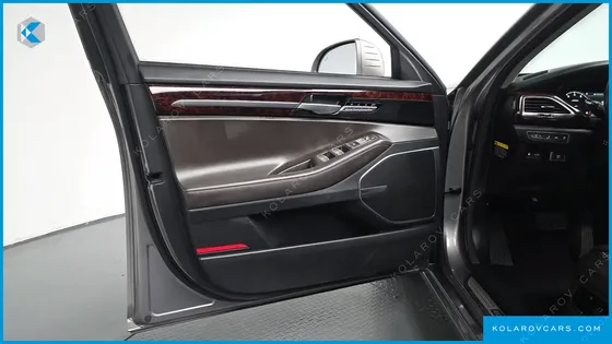 GENESIS EQ900 3.8 GDI AWD