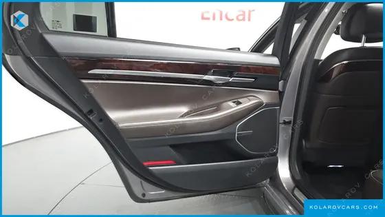 GENESIS EQ900 3.8 GDI AWD