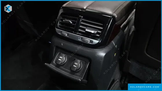 GENESIS EQ900 3.8 GDI AWD