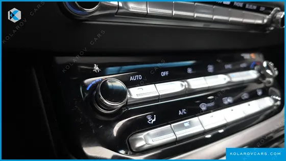 GENESIS EQ900 3.8 GDI AWD