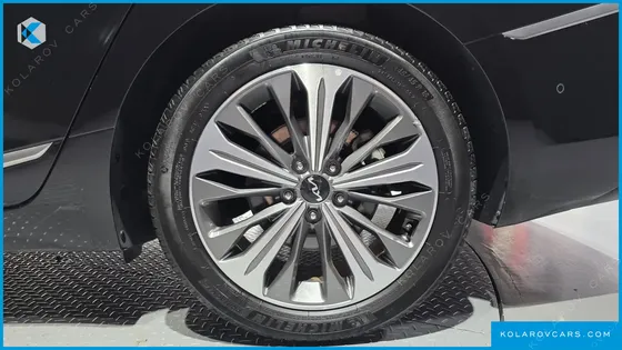 KIA K8 SIGNATURE SPECIAL
