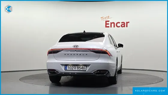 HYUNDAI GRANDEUR LE BLANC
