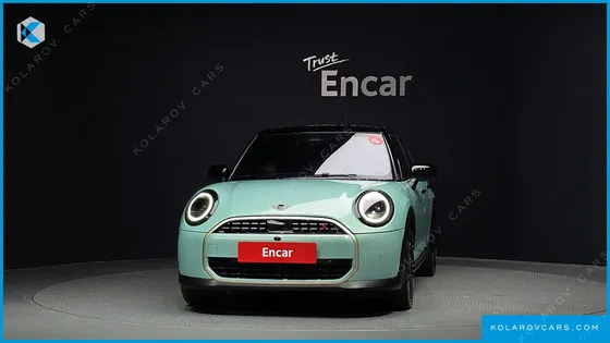 MINI COOPER 5 DOOR FAVOURED