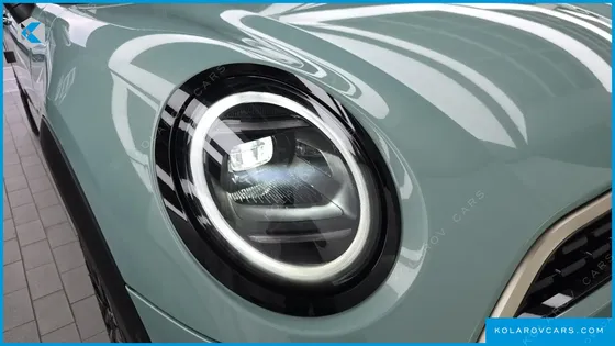 MINI COOPER 5 DOOR FAVOURED